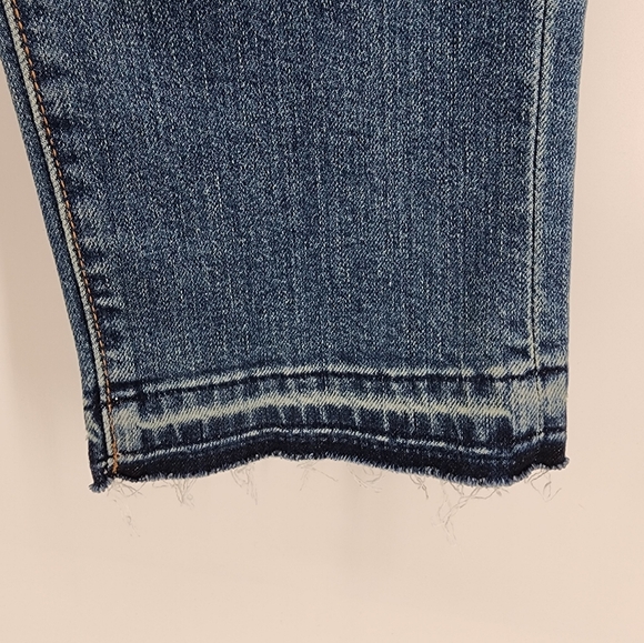 Levis Blue Wedgie Straight Raw Hem Button Fly Jeans Size 28 - Picture 5 of 10